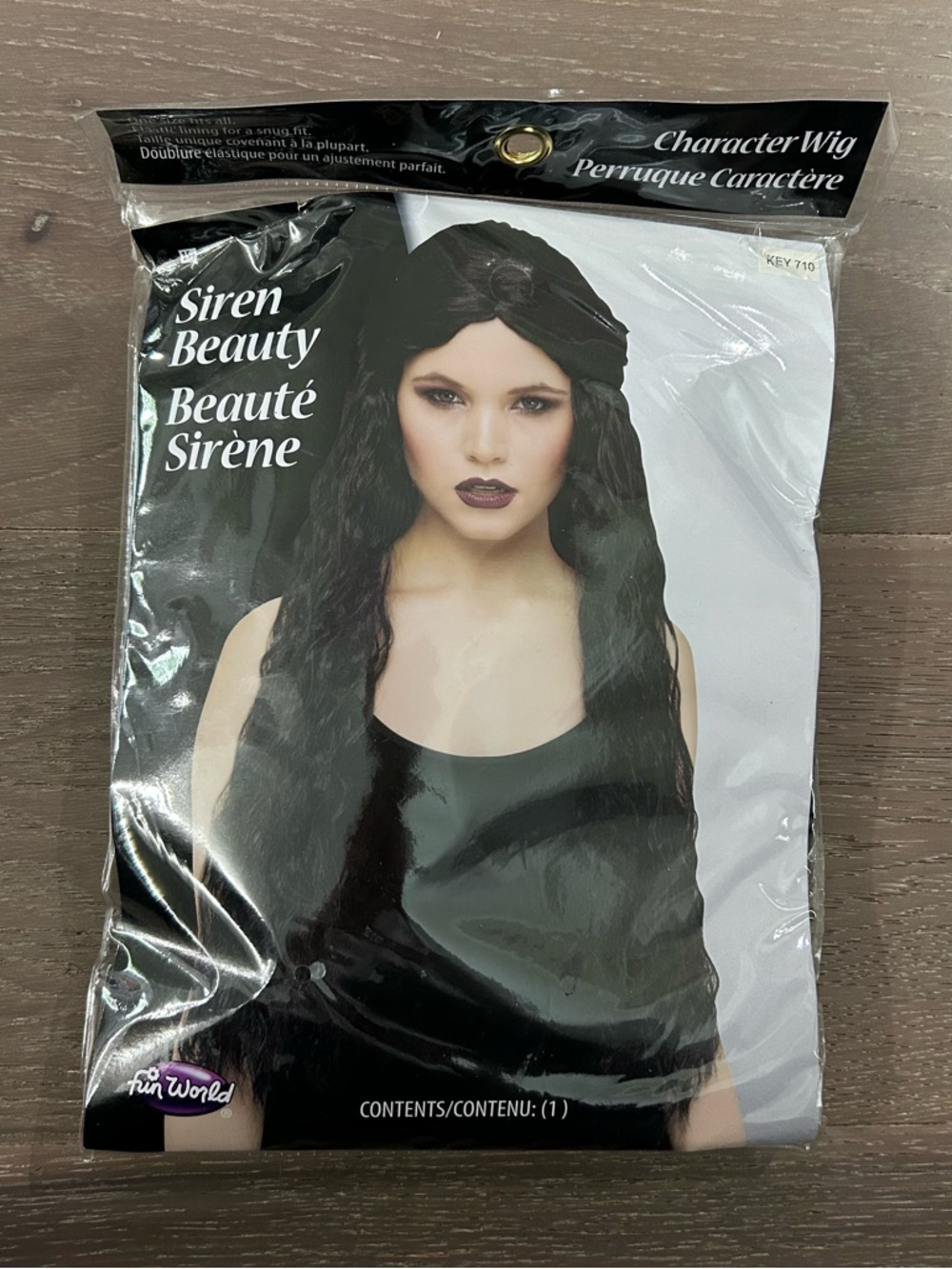 Fun world Siren Beaty adult costume wig. NWT one size (acc1)
